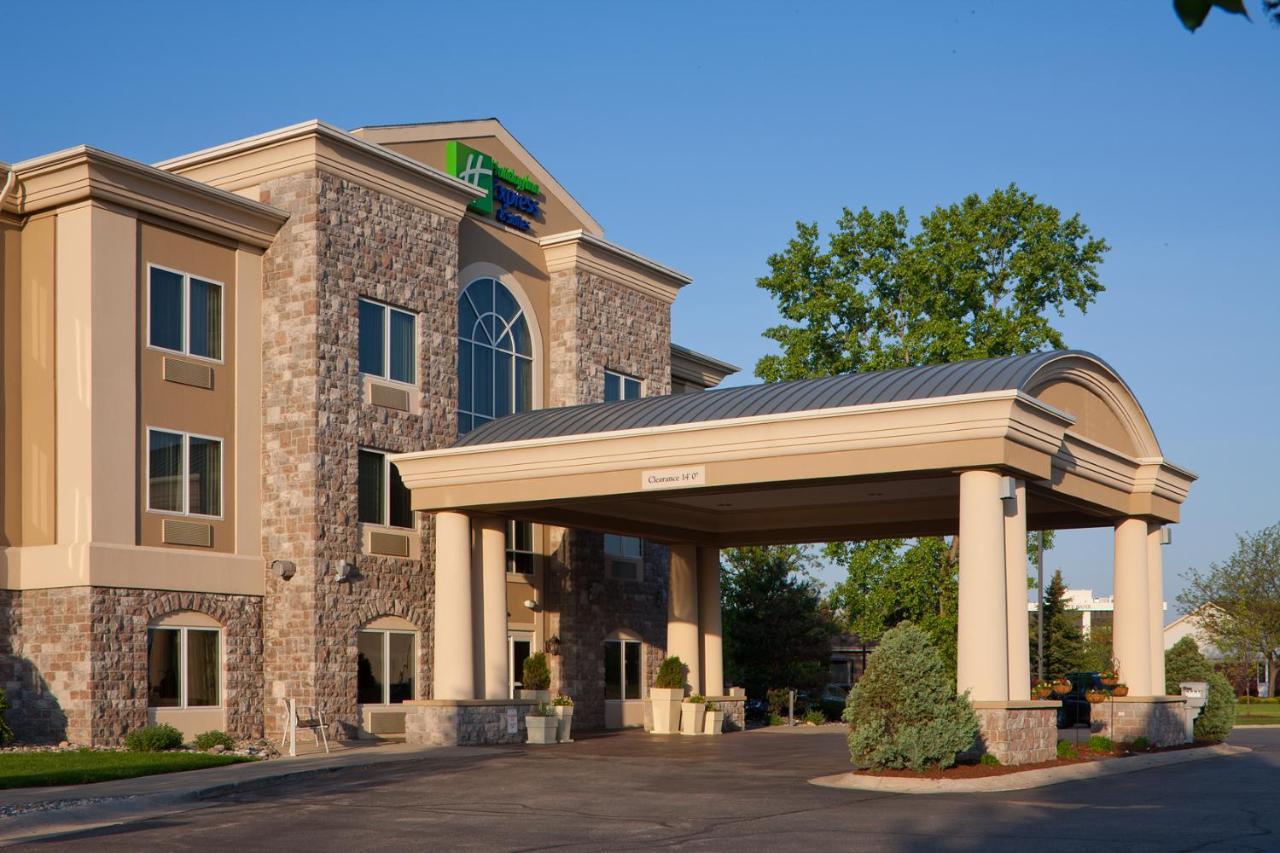 Holiday Inn Express Hotel & Suites Saginaw By Ihg Exteriör bild