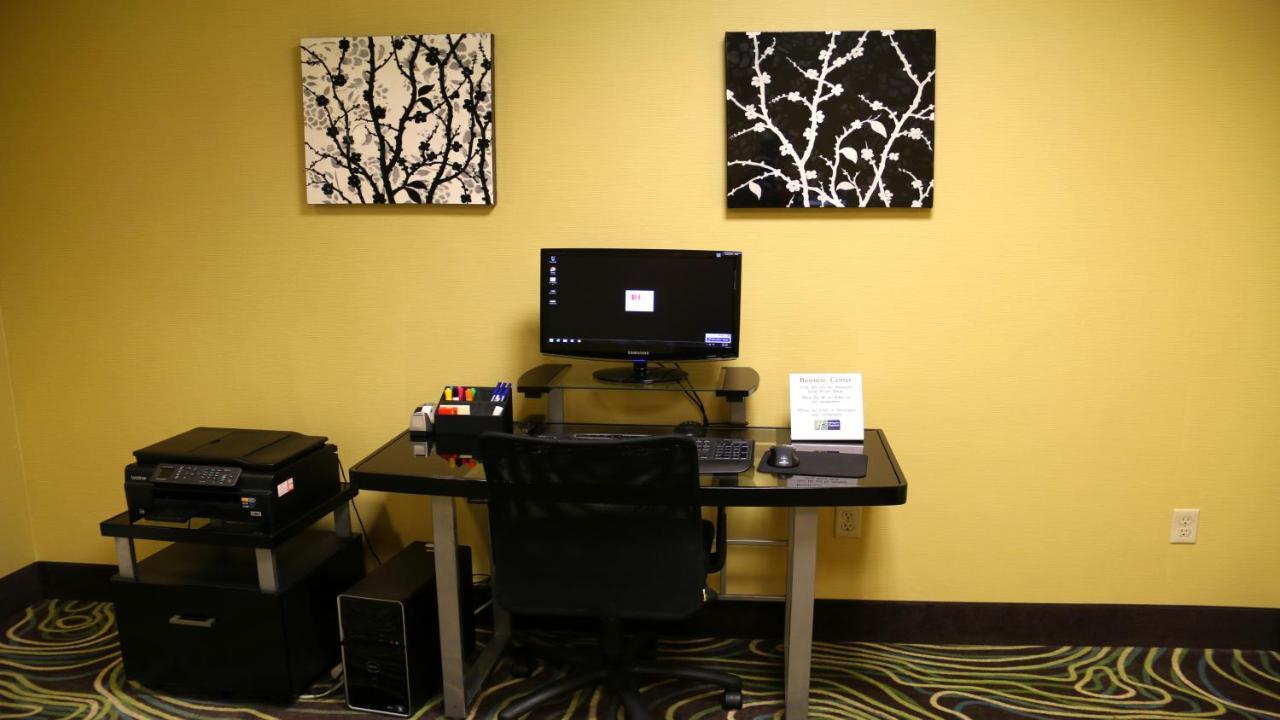 Holiday Inn Express Hotel & Suites Saginaw By Ihg Exteriör bild