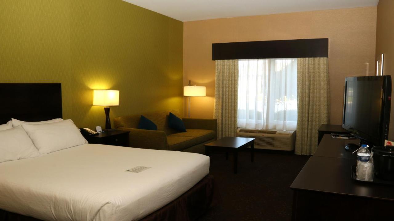 Holiday Inn Express Hotel & Suites Saginaw By Ihg Exteriör bild