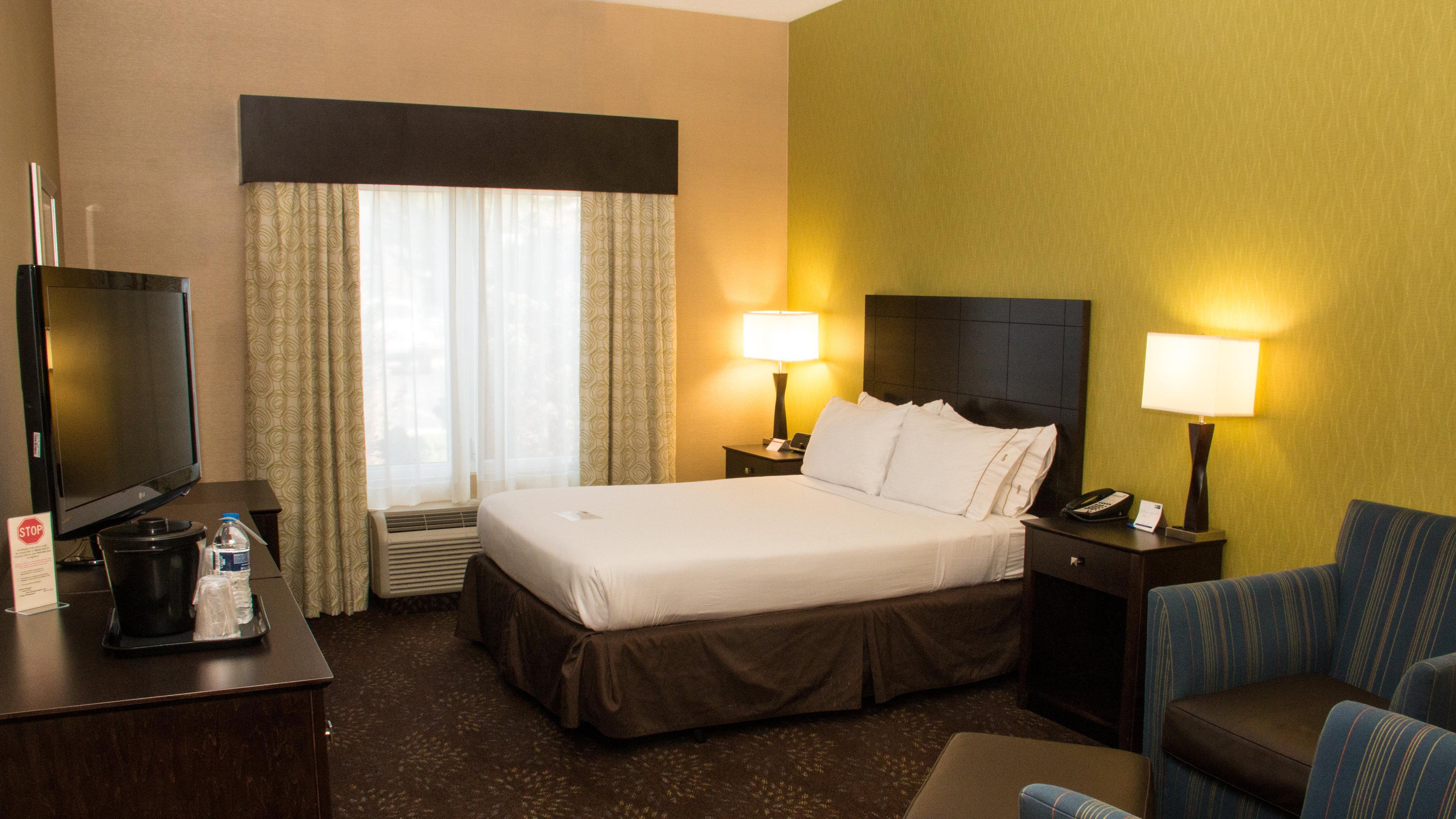 Holiday Inn Express Hotel & Suites Saginaw By Ihg Exteriör bild