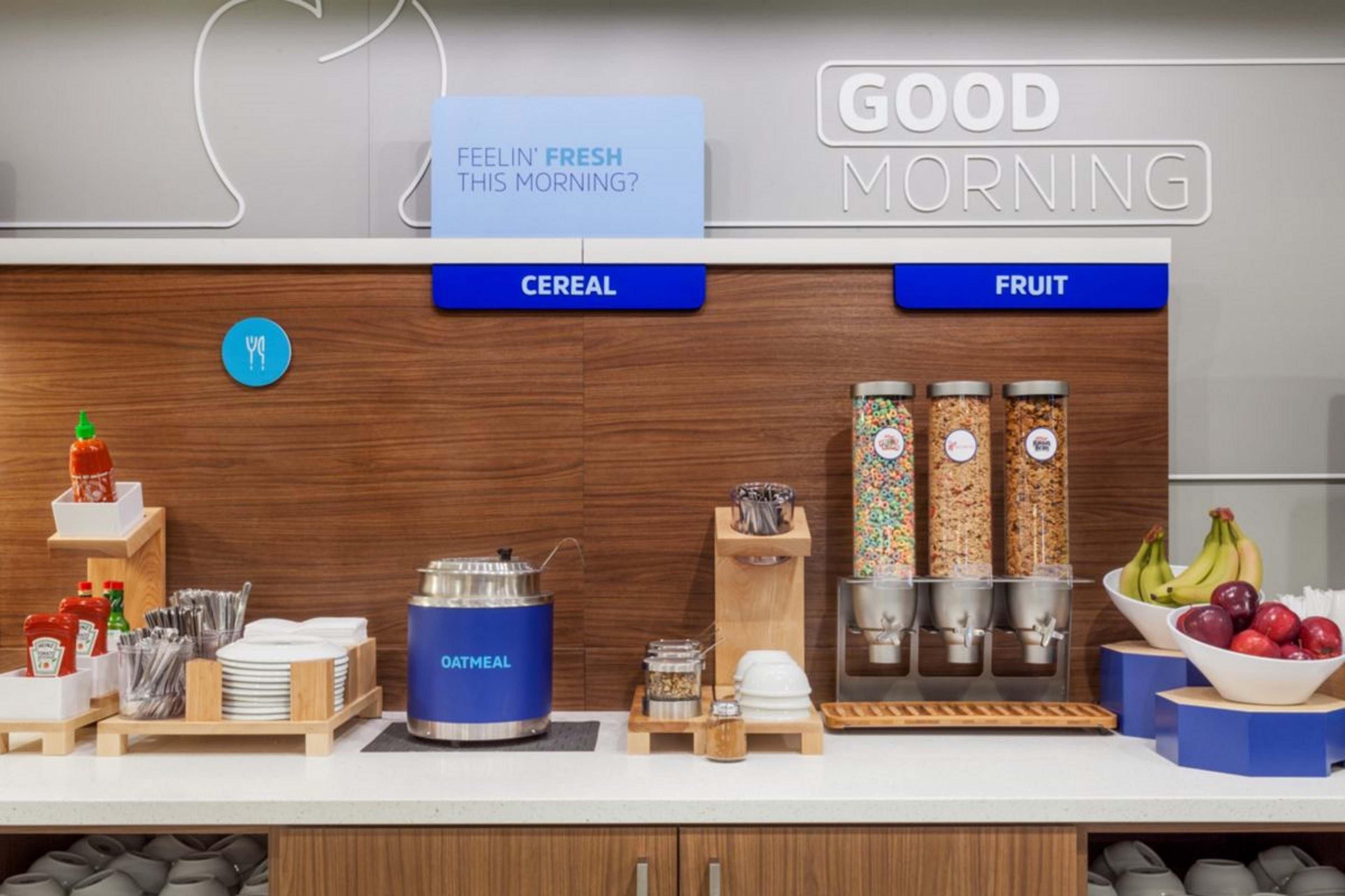 Holiday Inn Express Hotel & Suites Saginaw By Ihg Exteriör bild