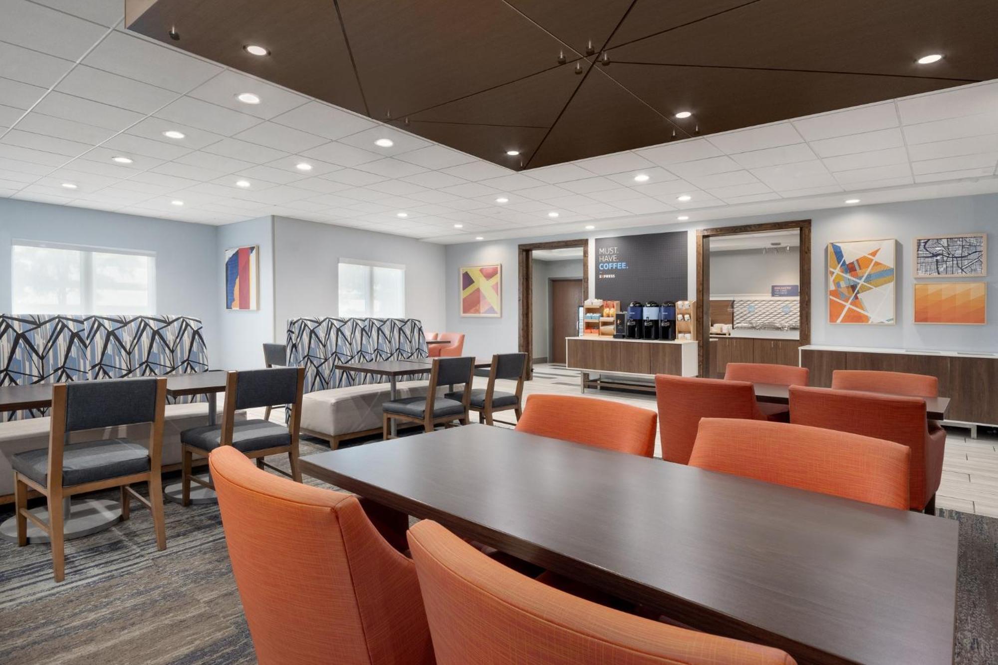Holiday Inn Express Hotel & Suites Saginaw By Ihg Exteriör bild
